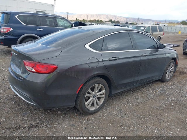 Chrysler 200 Limited 2015 1C3CCCABXFN602197 Image 4
