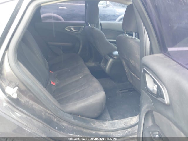 Chrysler 200 Limited 2015 1C3CCCABXFN602197 Image 8