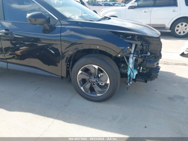 5N1BT3BA7RC735721 Nissan Rogue Sv Fwd