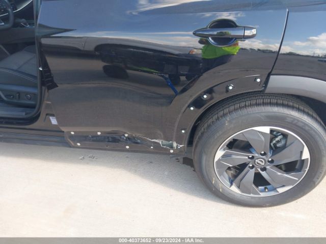 5N1BT3BA7RC735721 Nissan Rogue Sv Fwd