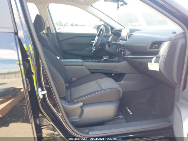 5N1BT3BA7RC735721 Nissan Rogue Sv Fwd