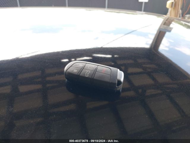 2C3CCAAG6FH735824 Chrysler 300 Limited