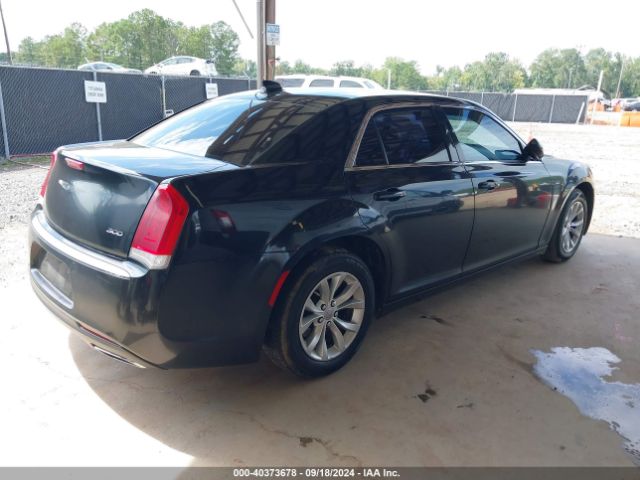 2C3CCAAG6FH735824 Chrysler 300 Limited