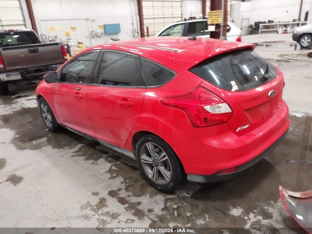 Ford FOCUS SE 2014 1FADP3K29EL381856 Image 3