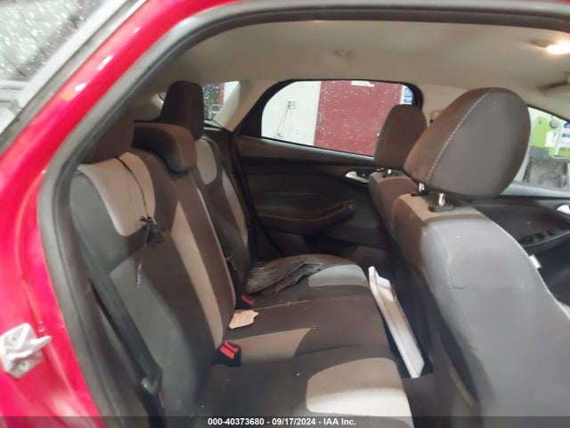 Ford FOCUS SE 2014 1FADP3K29EL381856 Image 8