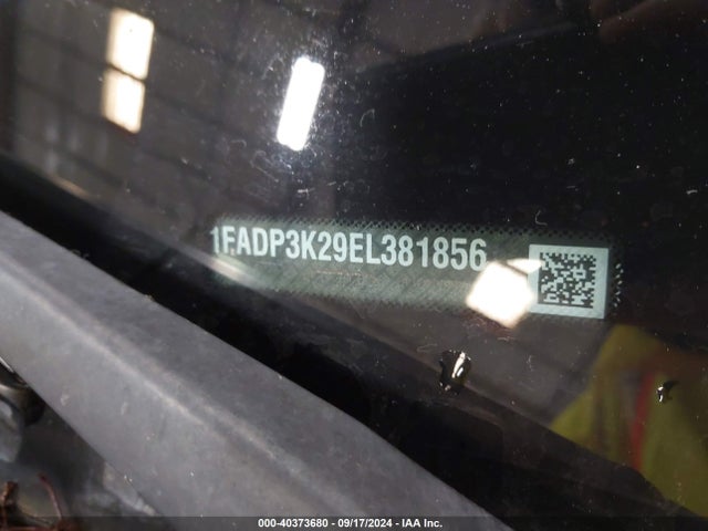 Ford FOCUS SE 2014 1FADP3K29EL381856 Image 9