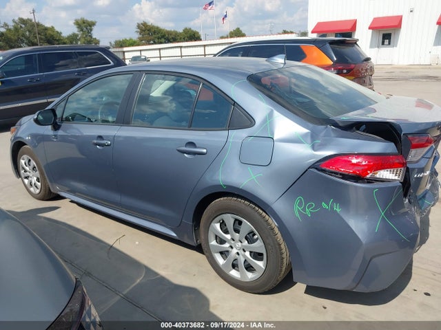 Toyota COROLLA LE 2022 5YFEPMAE9NP342188 Image 14