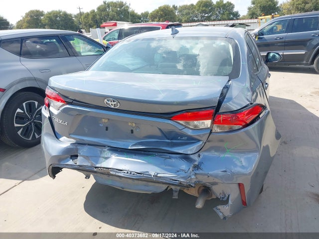 Toyota COROLLA LE 2022 5YFEPMAE9NP342188 Image 16