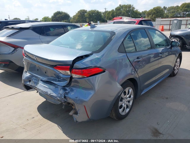 Toyota COROLLA LE 2022 5YFEPMAE9NP342188 Image 4