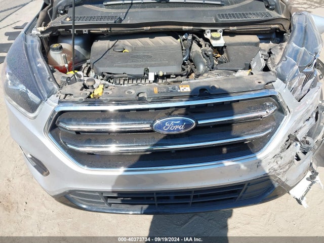 1FMCU9GD9JUB54632 Ford ESCAPE SE