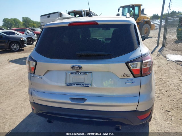 1FMCU9GD9JUB54632 Ford ESCAPE SE