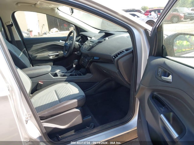 1FMCU9GD9JUB54632 Ford ESCAPE SE