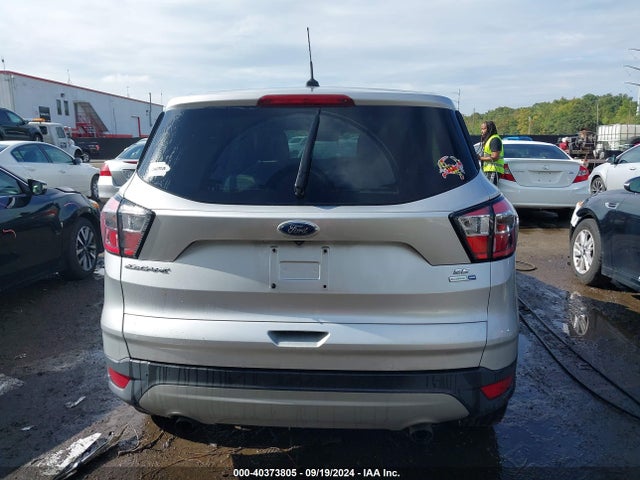 Ford ESCAPE SE 2017 1FMCU9G91HUC96950 Image 17