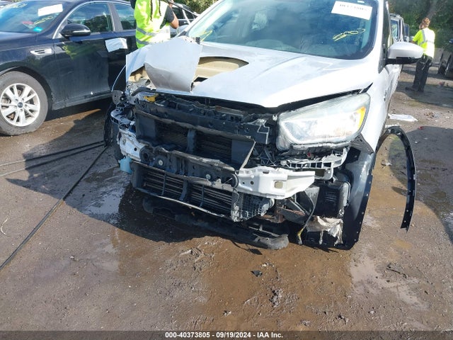 Ford ESCAPE SE 2017 1FMCU9G91HUC96950 Image 6