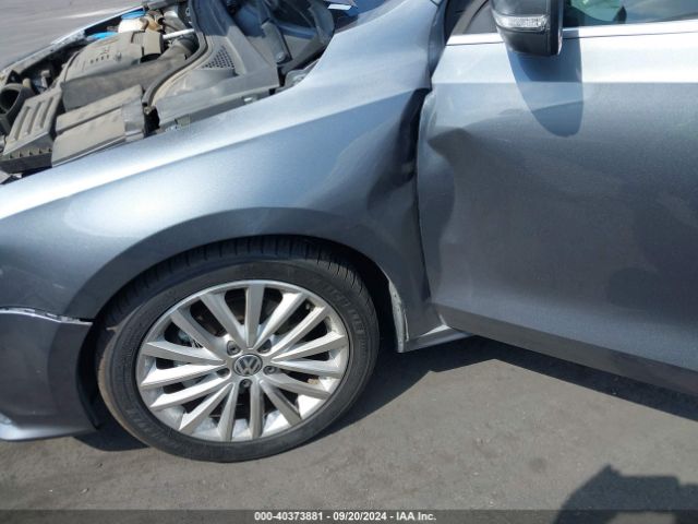 3VWD17AJ8FM250734 Volkswagen Jetta 1.8t Se