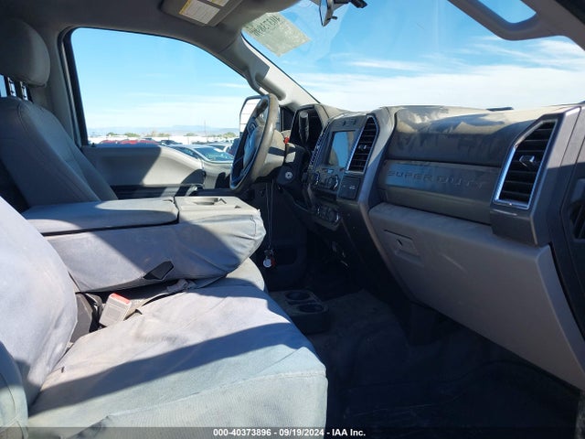 Ford F-250 Xlt 2018 1FT7W2B63JEB97602 Image 5