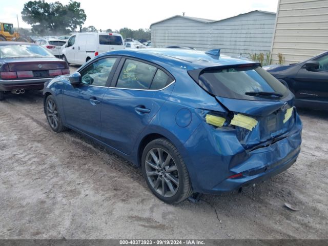 3MZBN1L37JM236517 Mazda Mazda3 Touring