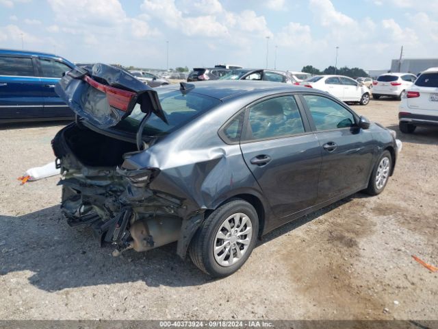 3KPF24ADXME314166 KIA FORTE FE