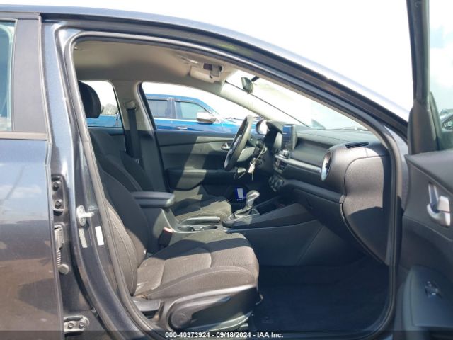 3KPF24ADXME314166 KIA FORTE FE