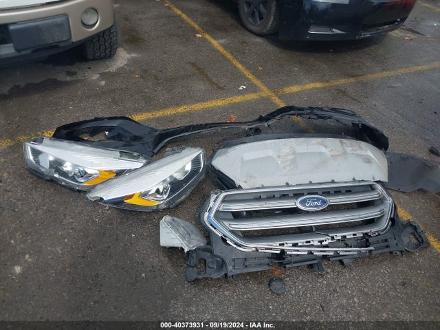 Ford ESCAPE SE 2017 1FMCU9GD0HUC38154 Image 12