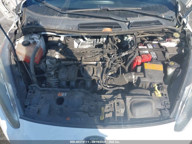 Ford FIESTA SE 2016 3FADP4BJ3GM149879 Image 10