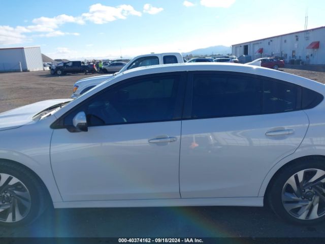 4S3BWAN69P3012635 Subaru Legacy Limited