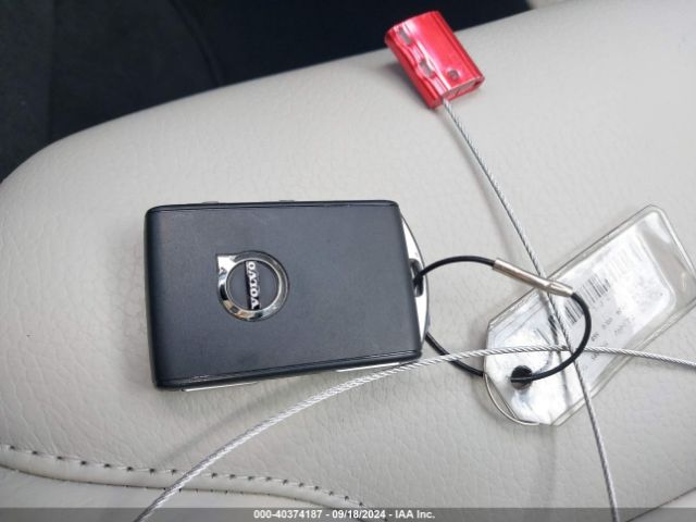 7JRL12FL6RG296428 Volvo S60 B5 Plus Dark Theme
