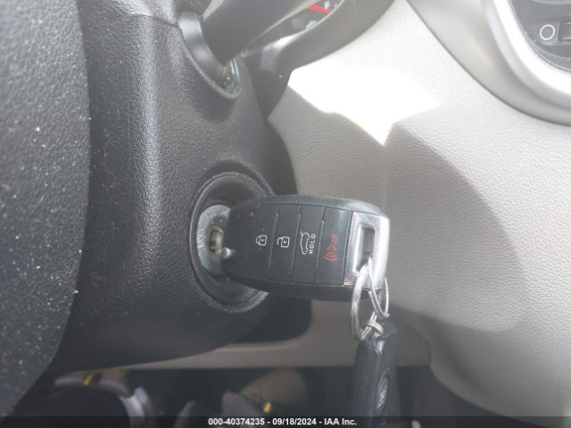 5XYPGDA36JG410212 KIA Sorento 2.4l Lx