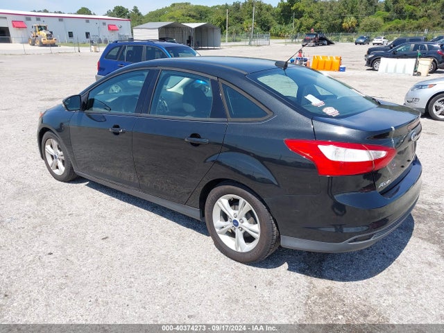 Ford FOCUS SE 2014 1FADP3F2XEL410369 Image 3