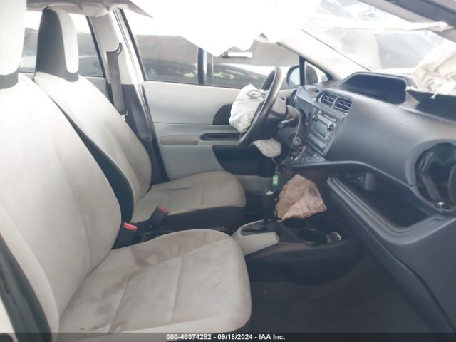 JTDKDTB39E1069874 Toyota Prius C One