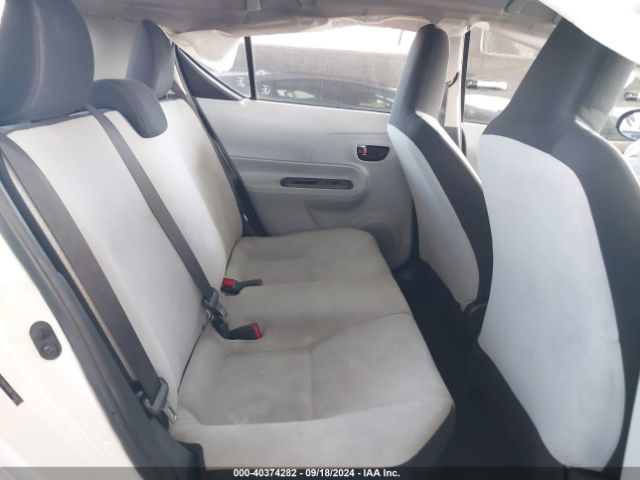 JTDKDTB39E1069874 Toyota Prius C One