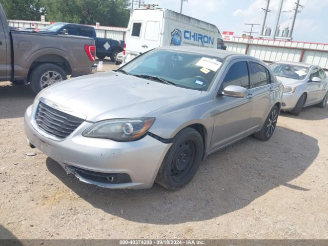 1C3CCBBG3EN152783 Chrysler 200 Touring