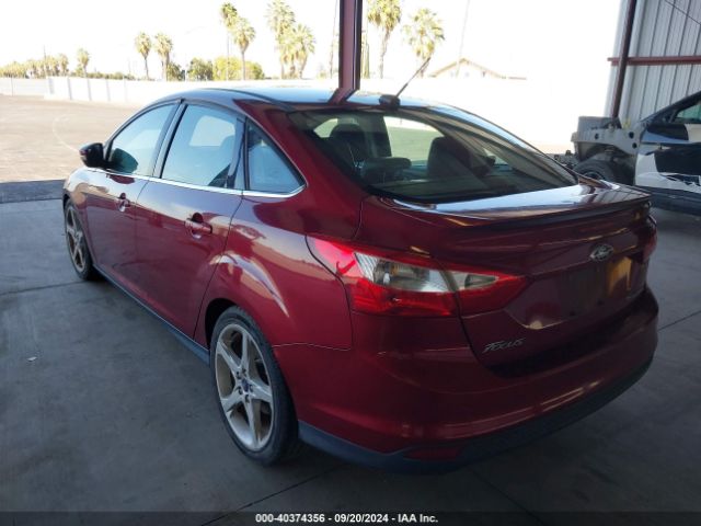 1FADP3J24EL355845 Ford Focus Titanium