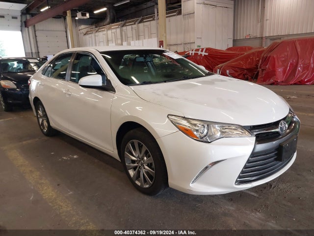 Toyota CAMRY XLE 2016 4T1BF1FK3GU544948 Image 1