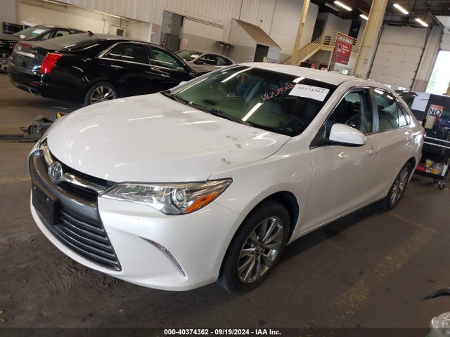 Toyota CAMRY XLE 2016 4T1BF1FK3GU544948 Image 2