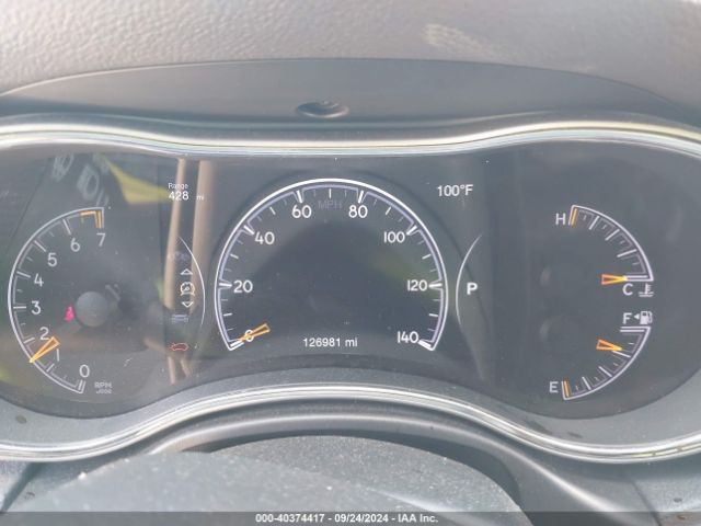 1C4RJEAG6JC241722 Jeep Grand Cherokee Laredo E 4x2