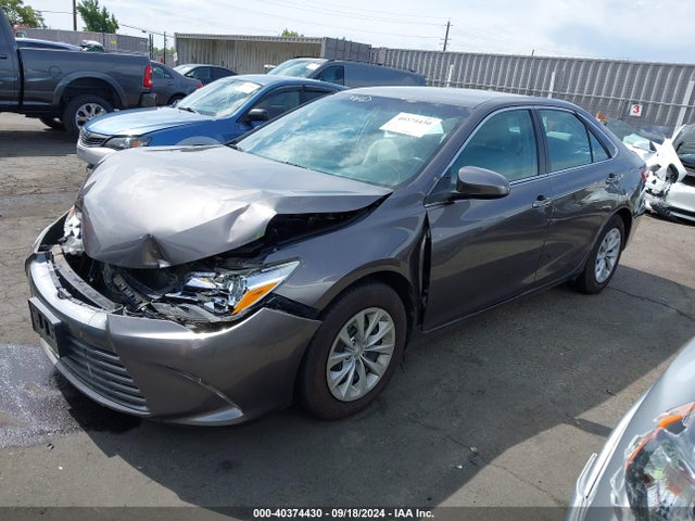 Toyota CAMRY LE 2016 4T4BF1FK9GR574798 Image 2