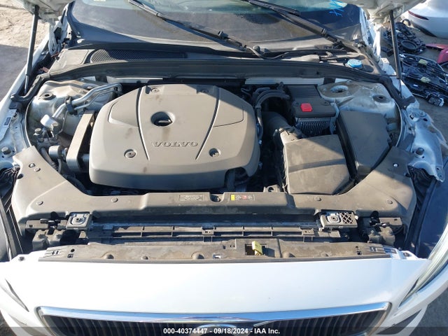 Volvo V60 T5 Momentum 2020 YV1102EK1L2360679 Image 10