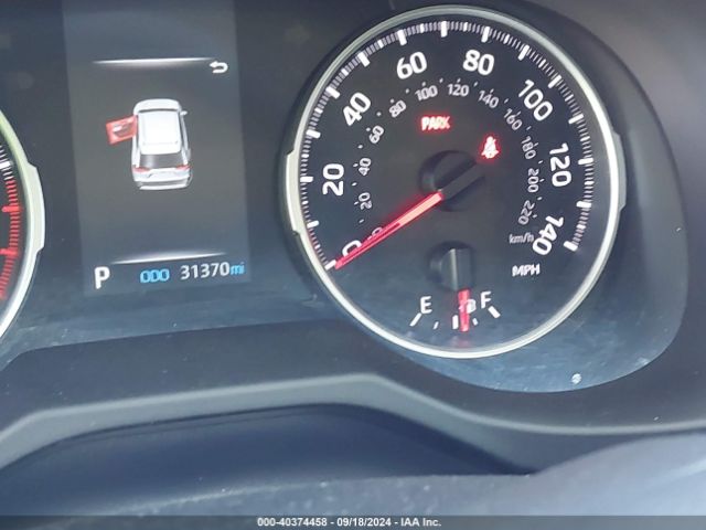 2T3A1RFVXNW305193 Toyota Rav4 Xle Premium