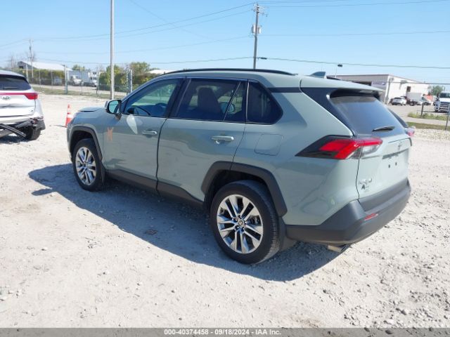 2T3A1RFVXNW305193 Toyota Rav4 Xle Premium