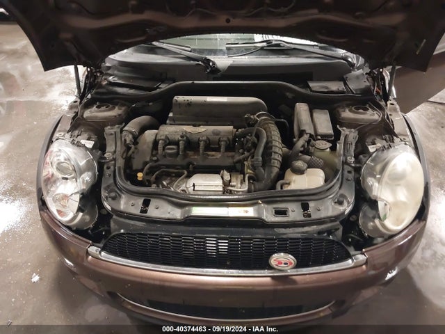 2010 MINI COOPER S WMWMF7C51ATX45076 Photo 9