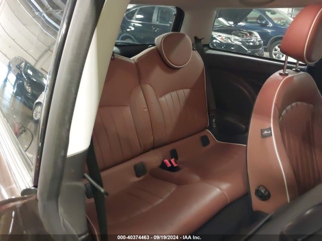 2010 MINI COOPER S WMWMF7C51ATX45076 Photo 7