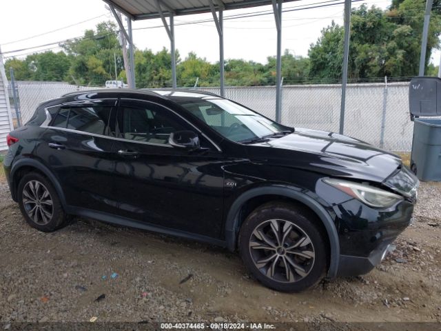 SJKCH5CR2JA059797 Infiniti Qx30 Premium