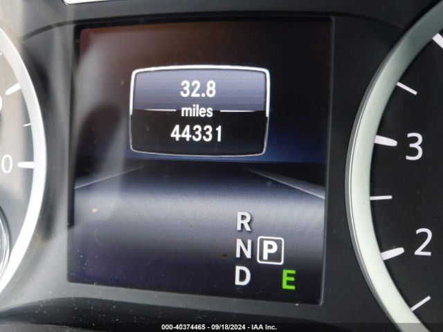 SJKCH5CR2JA059797 Infiniti Qx30 Premium