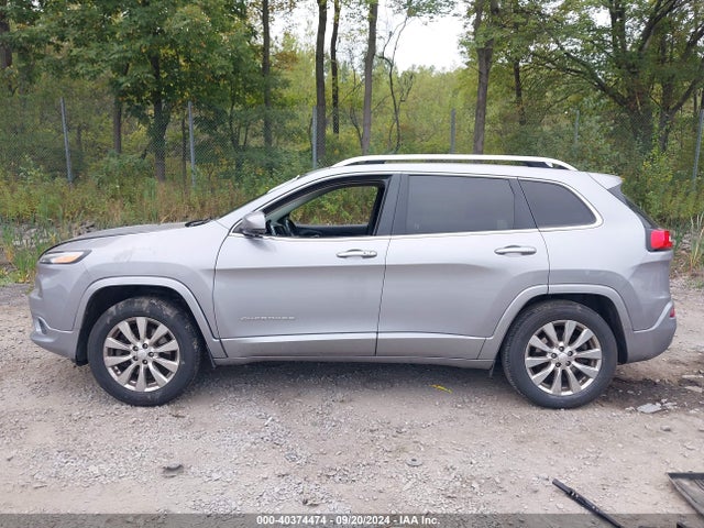 1C4PJMJS5HW625957 Jeep Cherokee Overland 4x4