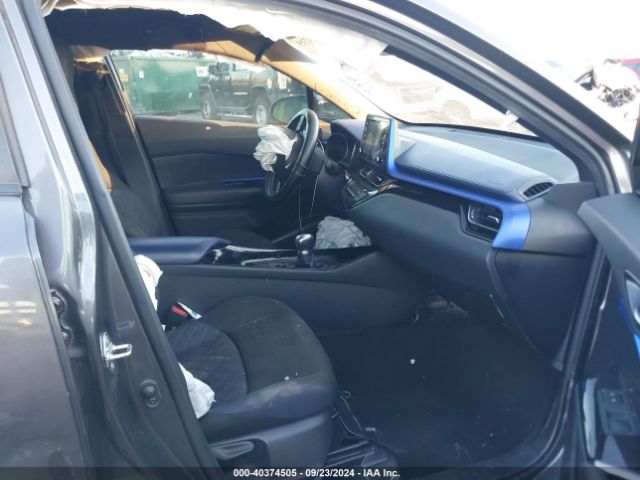 JTNKHMBX8M1118733 Toyota C-HR XLE