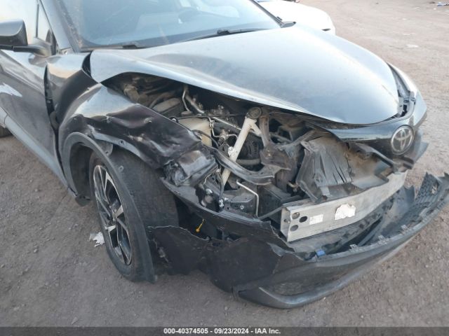 JTNKHMBX8M1118733 Toyota C-HR XLE