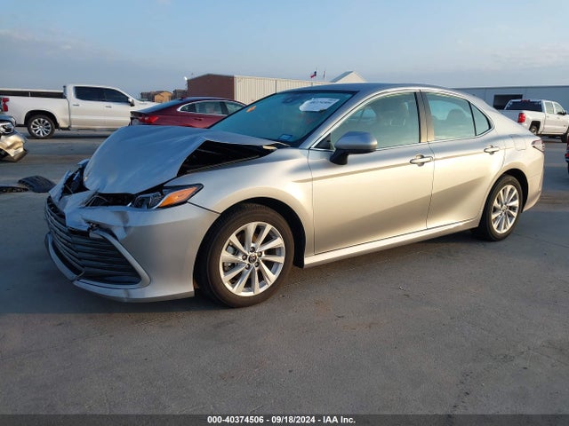 Toyota CAMRY LE 2024 4T1C11AK8RU220200 Image 2