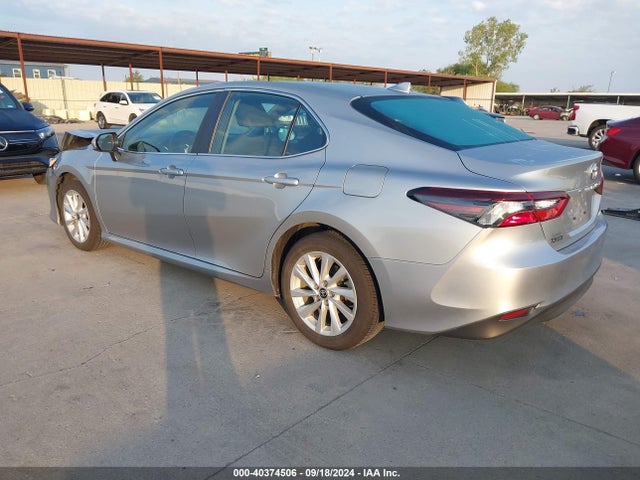 Toyota CAMRY LE 2024 4T1C11AK8RU220200 Image 3