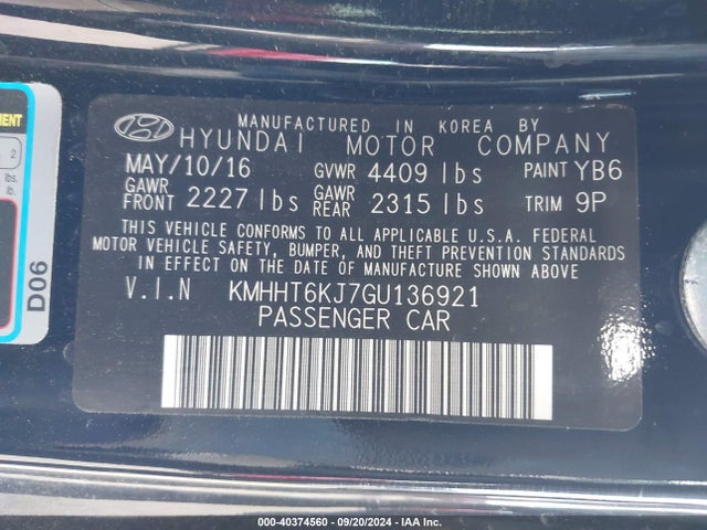 Hyundai Genesis 3.8 Base 2016 KMHHT6KJ7GU136921 Image 9